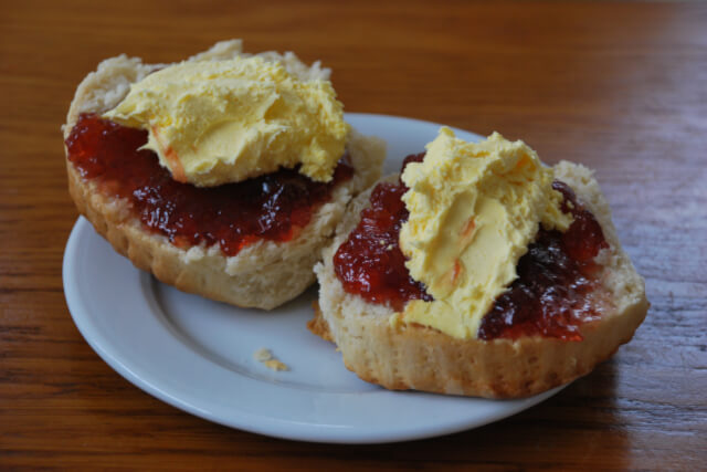 scones with jam and cream